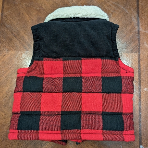 Warm Vest - Picture 2 of 3